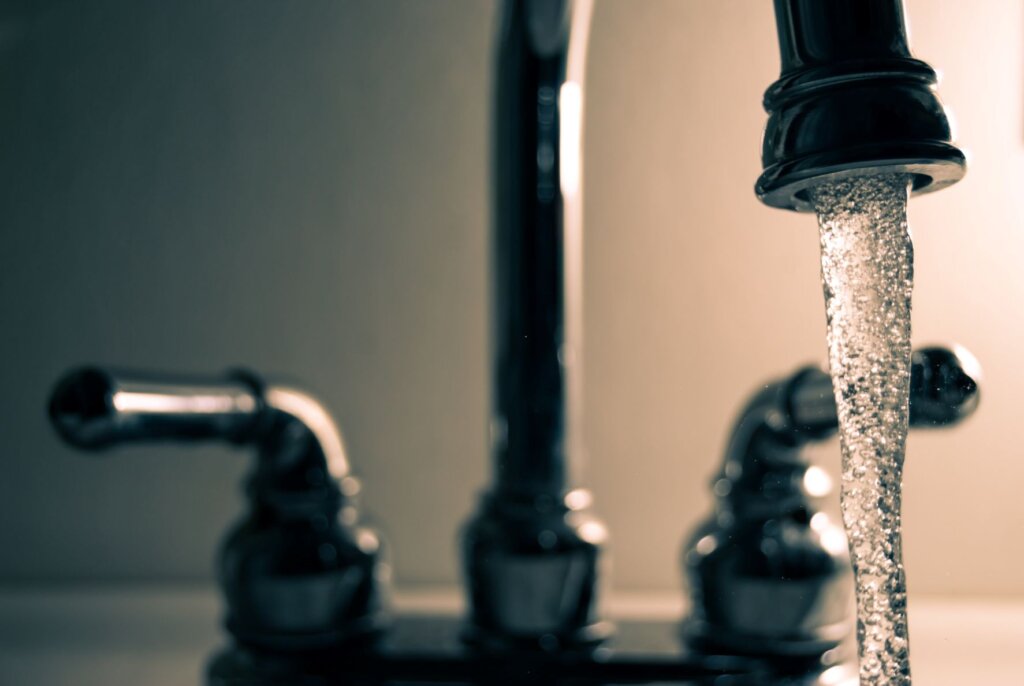 Wasser sparen Friseursalon (c) pexels.com